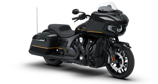 Challenger Dark Horse - Black Metallic / Black Crystal